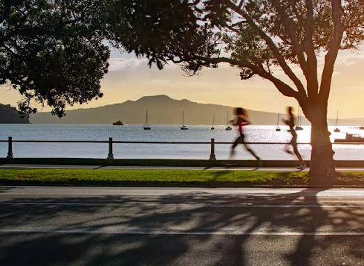Tāmaki Drive — Mission Bay to St Heliers